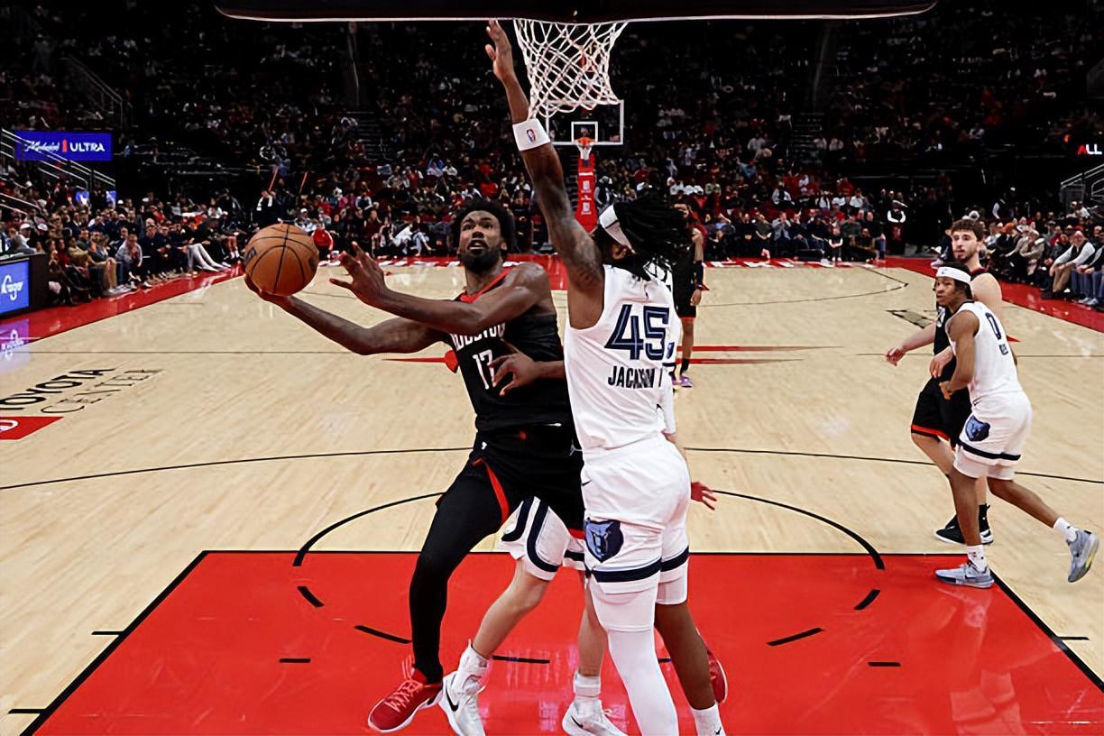 完美平台下载-个人能力确实相当不错，但火箭锋线新星还是打得有些不太合理？